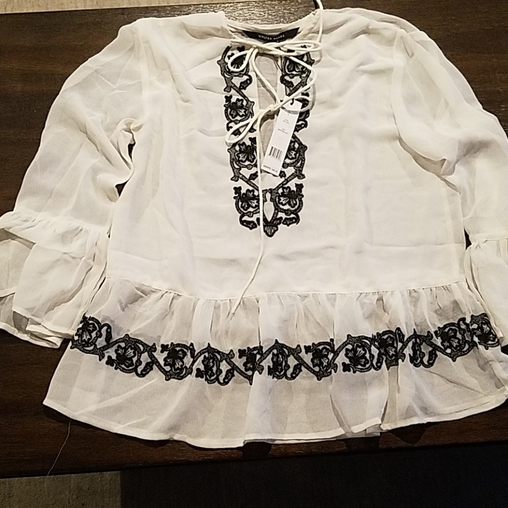 Walter Baker Top